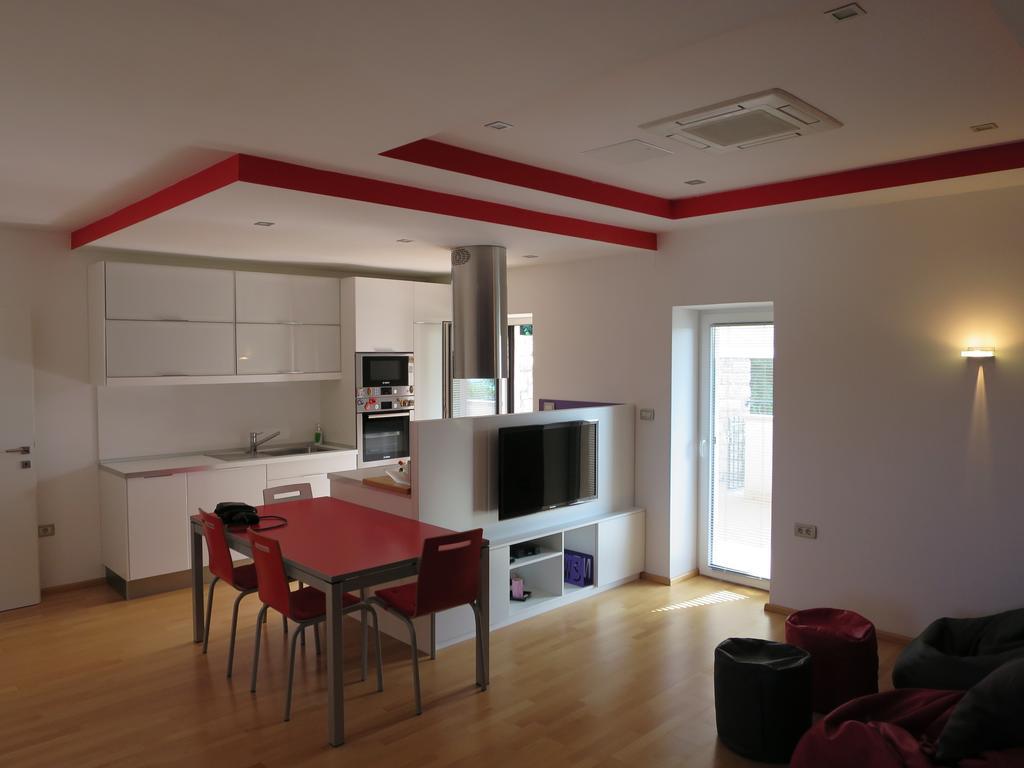 Apartamento Tin House Povir Exterior foto